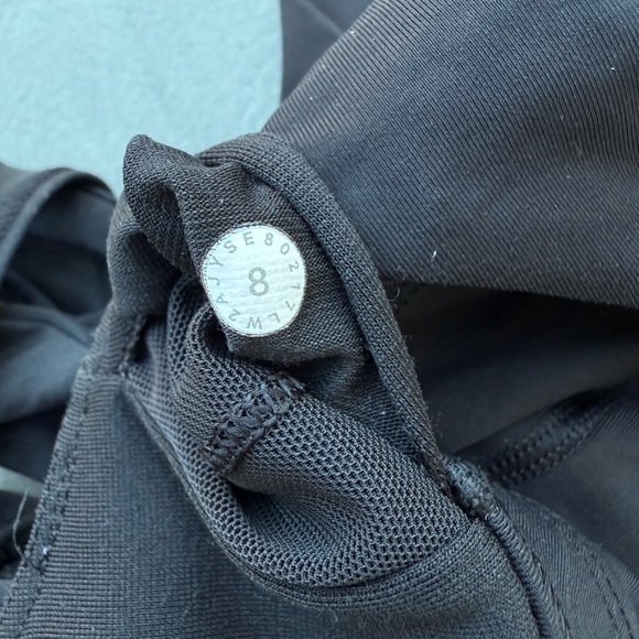 Lululemon Double Tap Bra - Picture 6 of 6